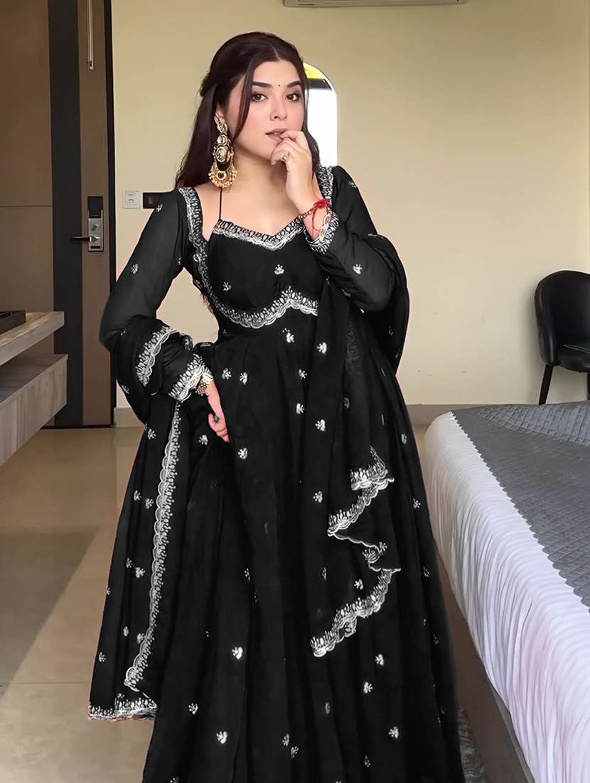 women embroidered long sleeves kurta dupatta set - 22579621 -  Standard Image - 3