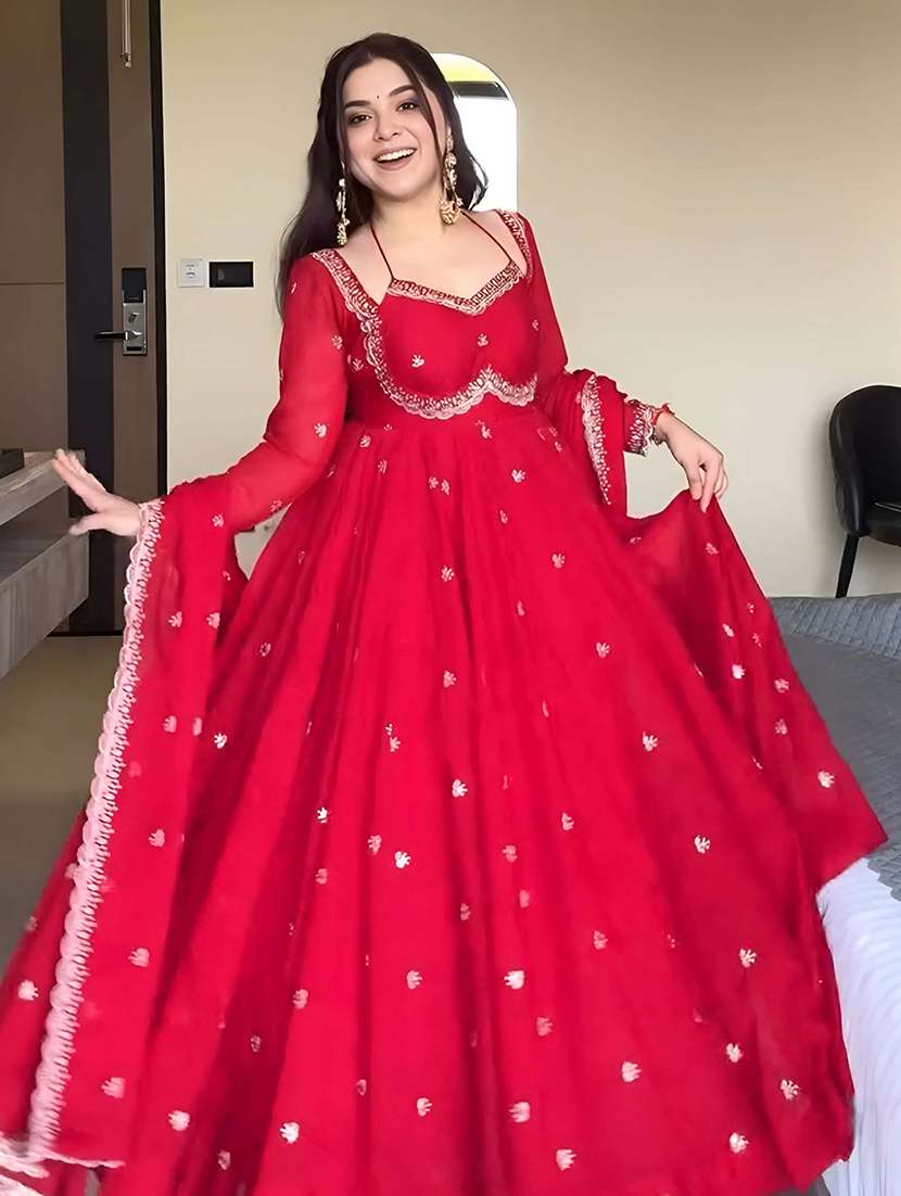 women embroidered long sleeves kurta dupatta set - 22579904 -  Standard Image - 3