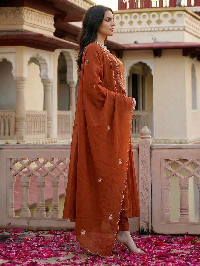 women embroidered long sleeves kurta pant set with dupatta - 22579930 -  Standard Image - 3
