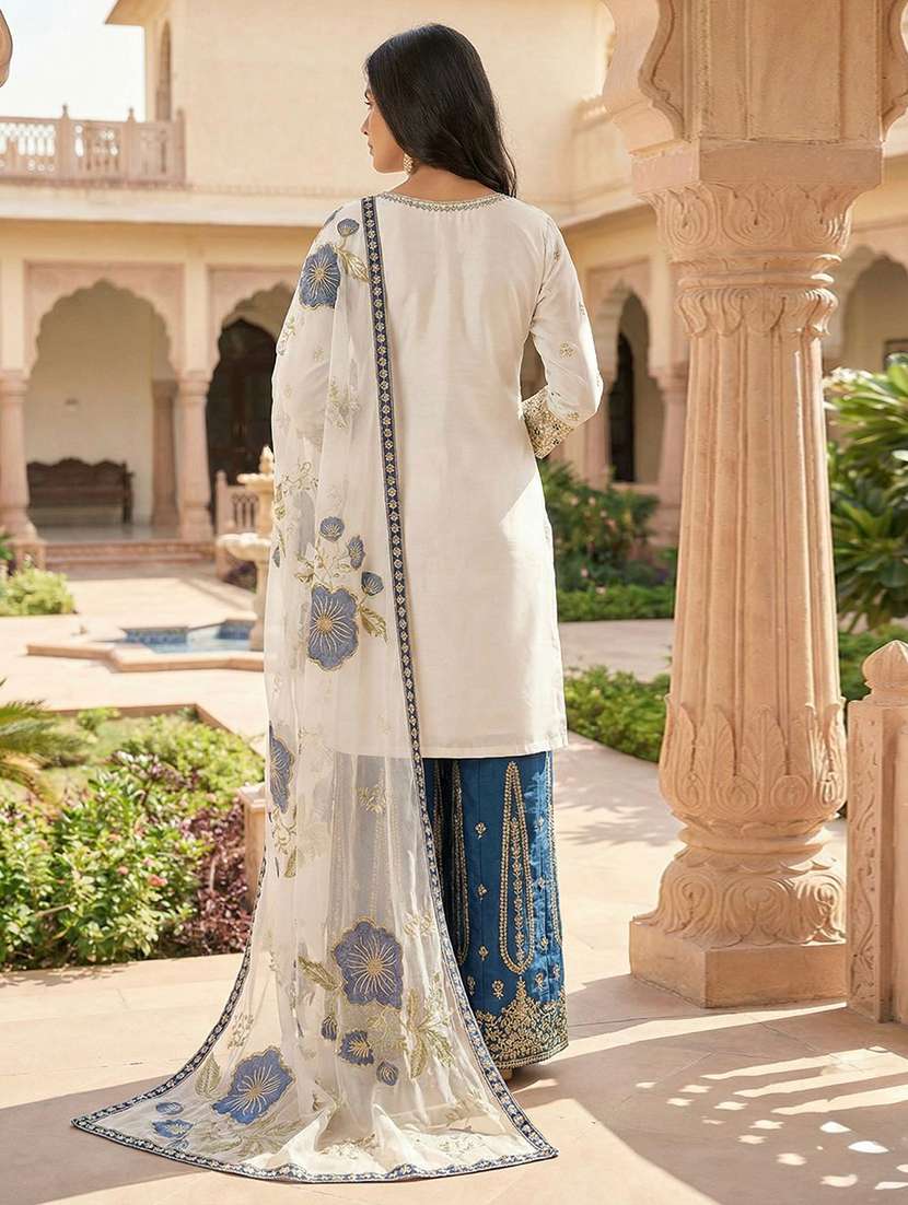 women embroidered long sleeves kurta palazzo set with dupatta - 22579984 -  Standard Image - 3