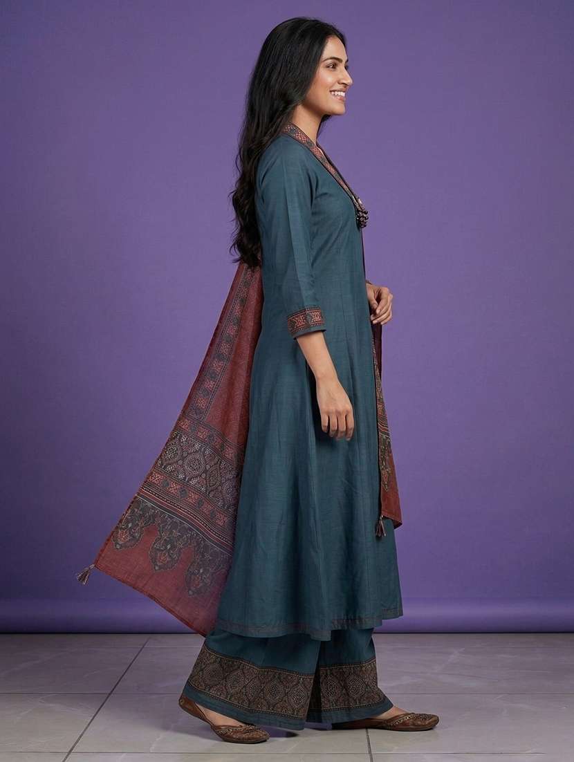 women solid three quarter sleeve kurta palazzo with dupatta set - 22580207 -  Standard Image - 3