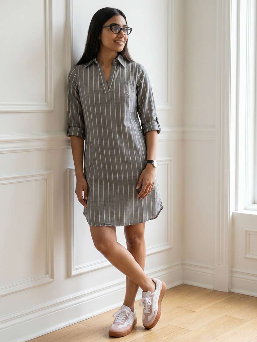 women printed collared sheath dress