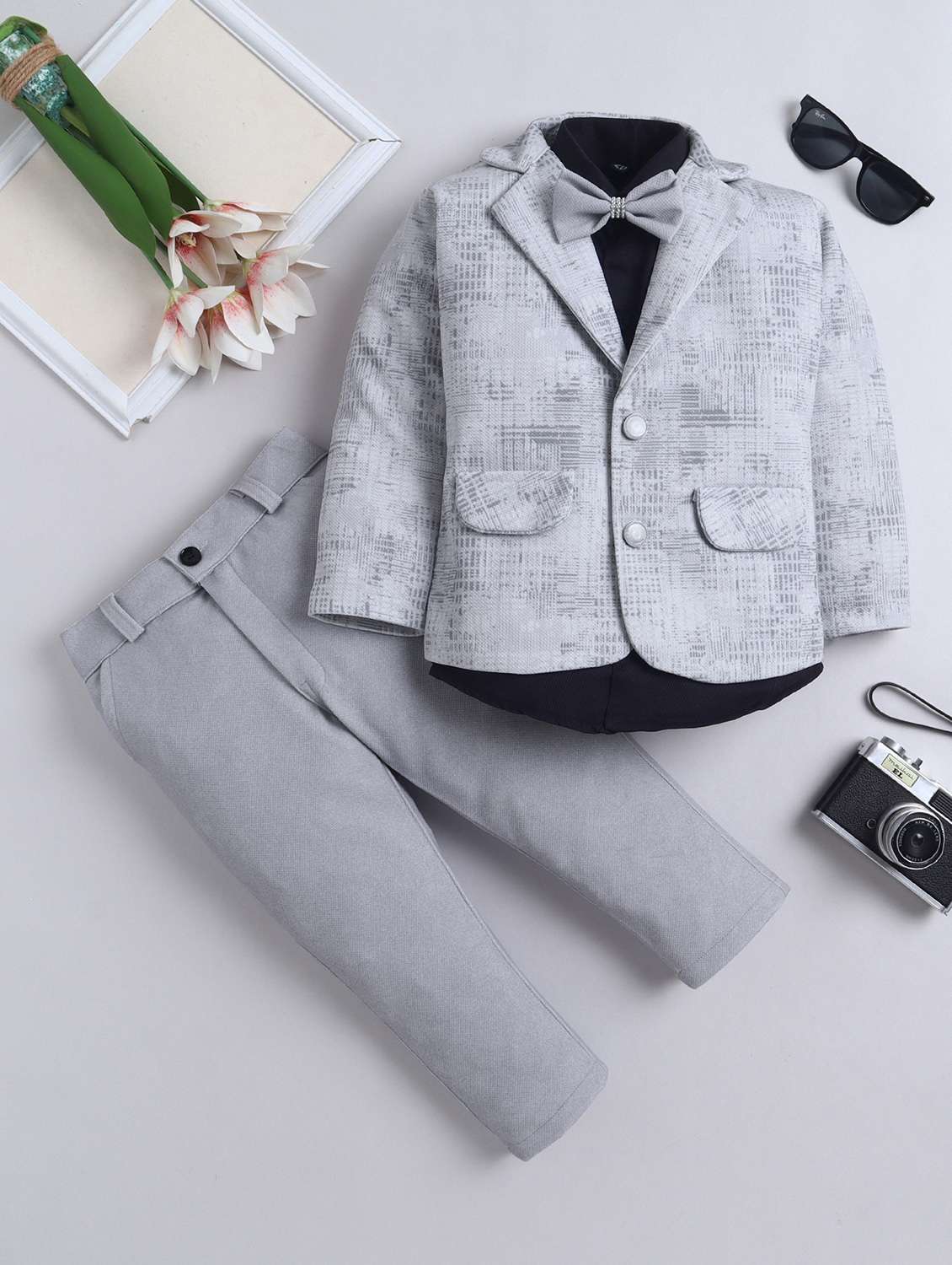 boys printed long sleeves suit set