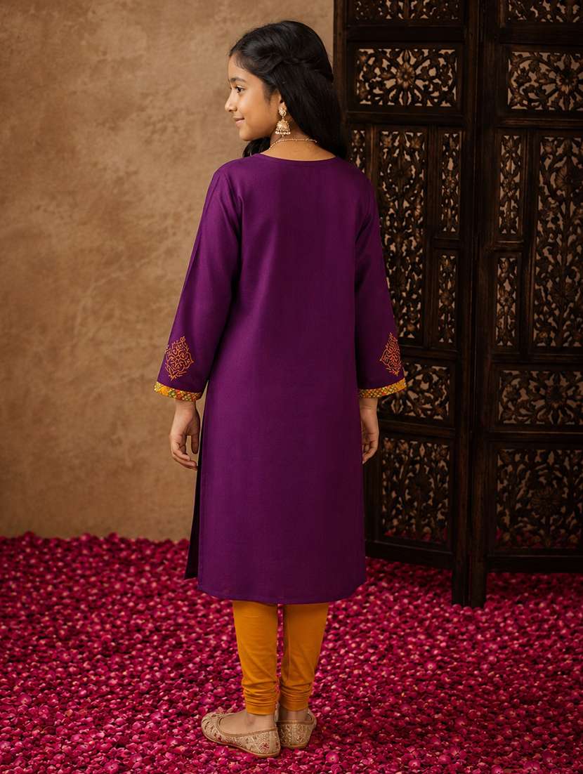 girls printed three quarter sleeves straight kurta - 22580665 -  Standard Image - 3
