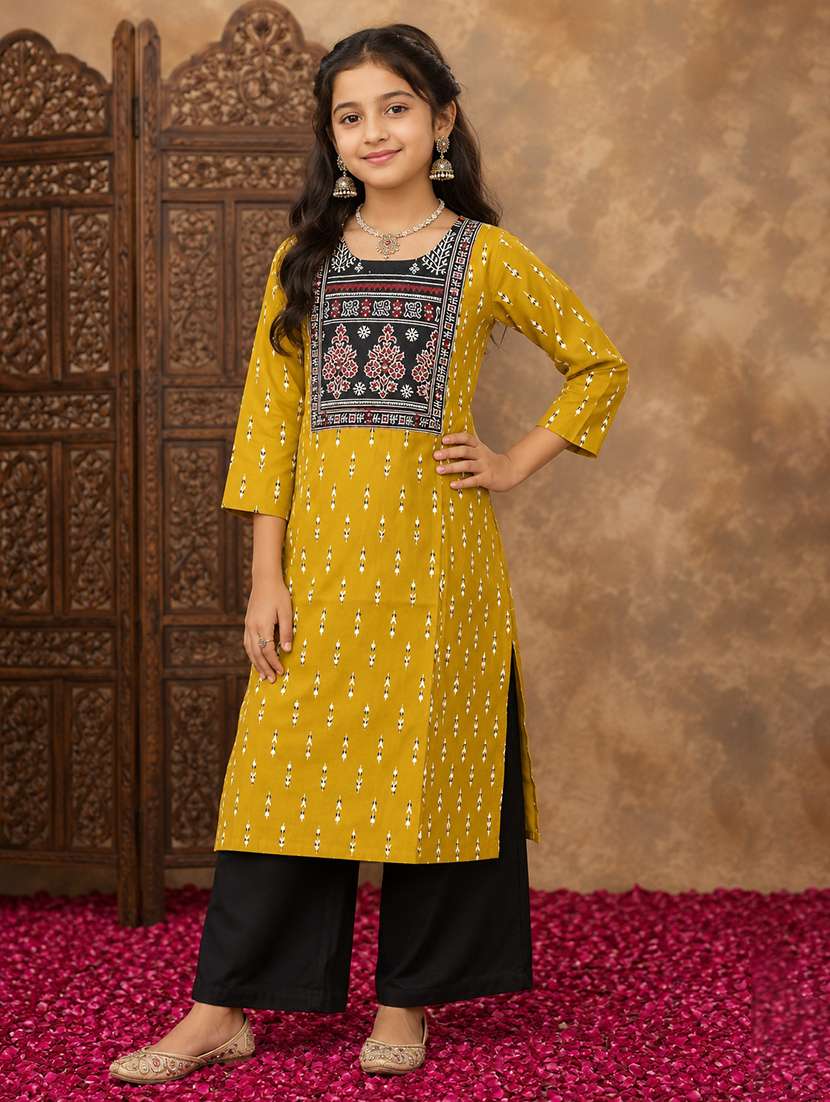 girls printed three quarter sleeves kurta palazzo set