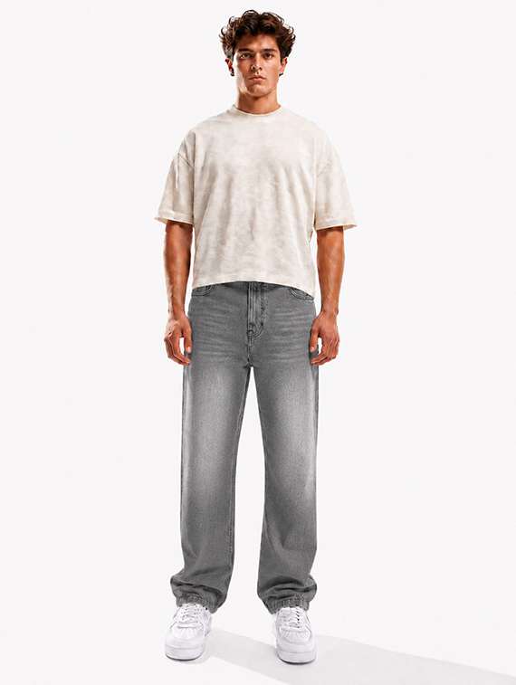 men washed mid rise full length baggy jeans - 22580685 -  Standard Image - 5