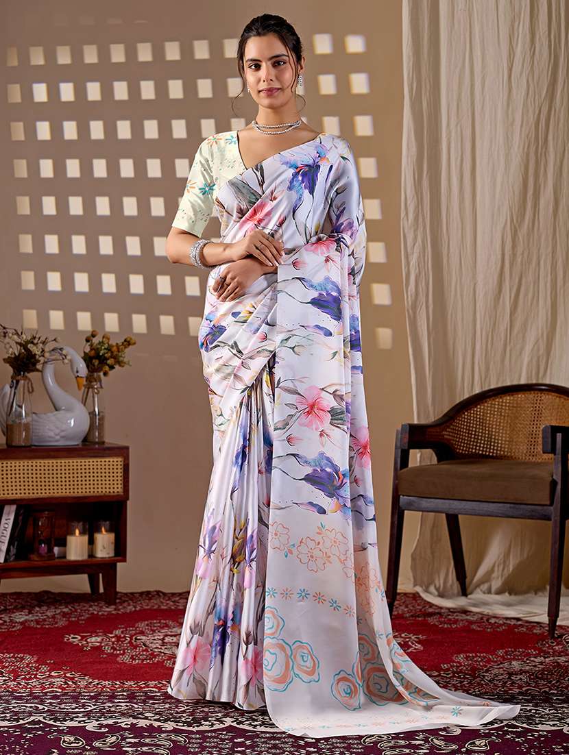 women printed casual wear saree with blouse