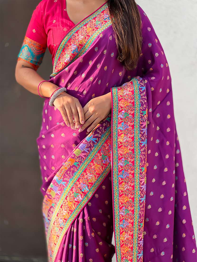 women self design banarasi saree with blouse - 22581495 -  Standard Image - 5