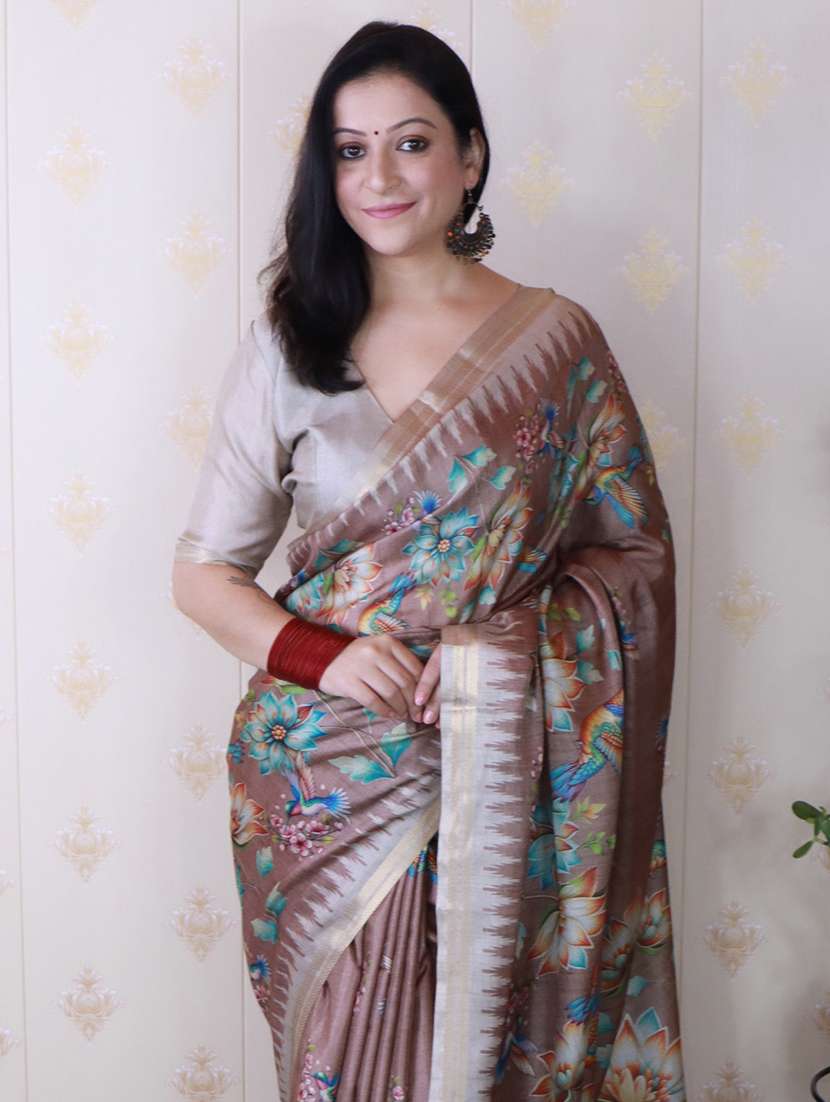 women printed casual wear saree with blouse - 22581533 -  Standard Image - 3