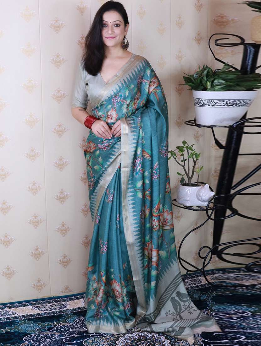 women printed casual wear saree with blouse