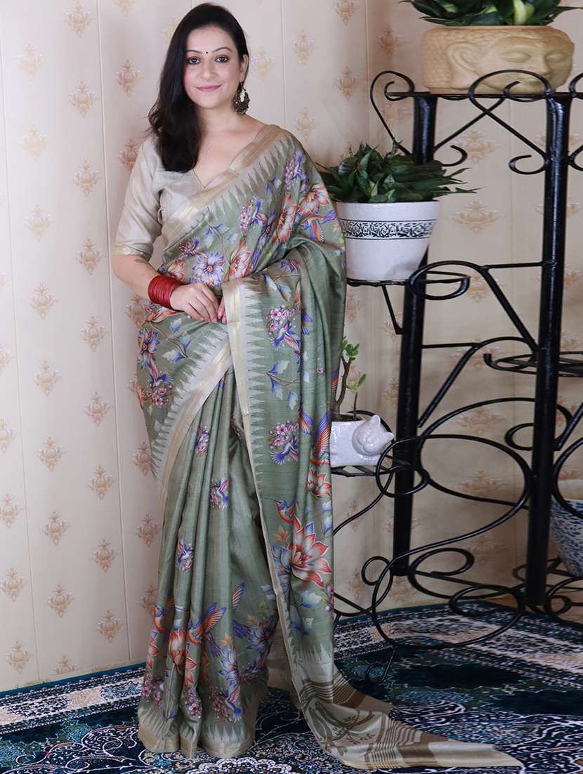 women printed casual wear saree with blouse