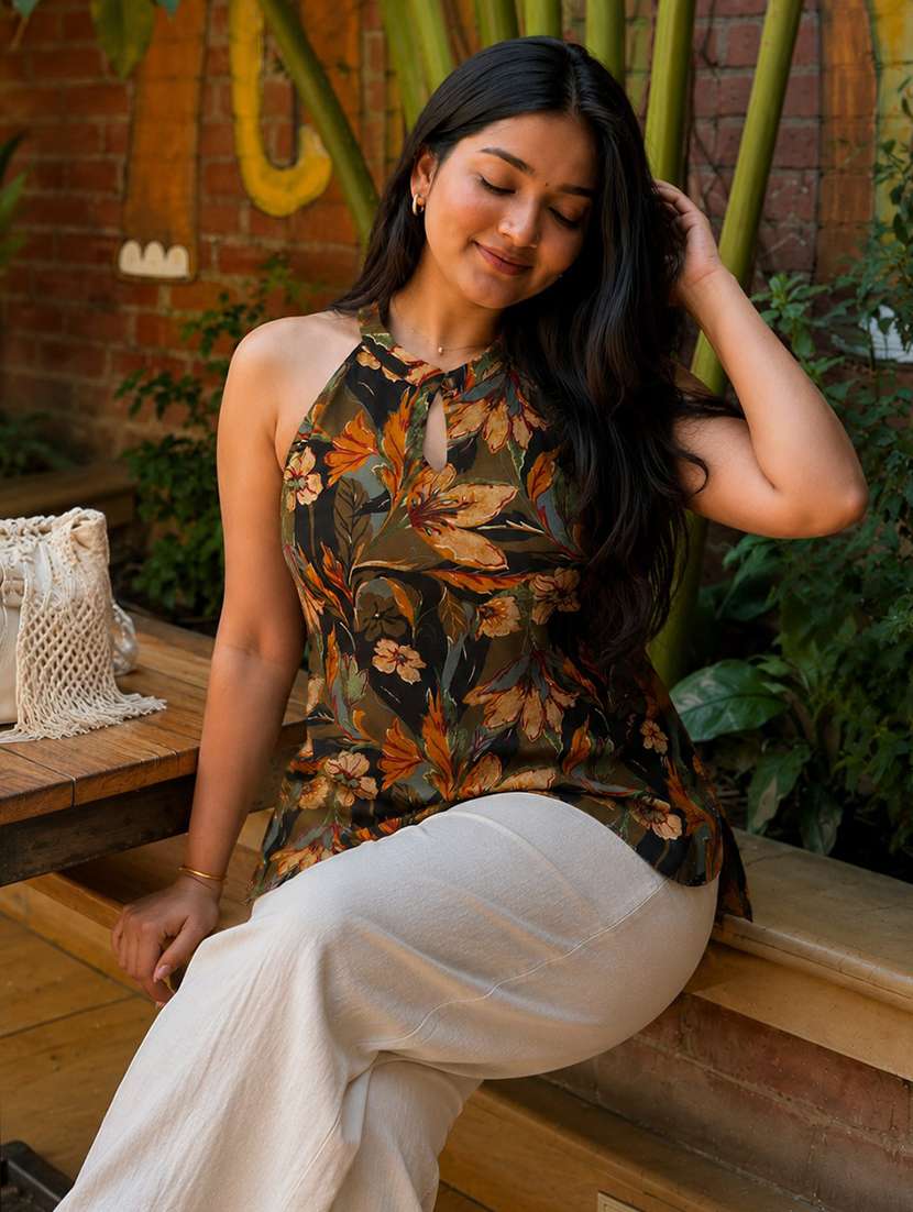 women printed sleeveless straight kurti