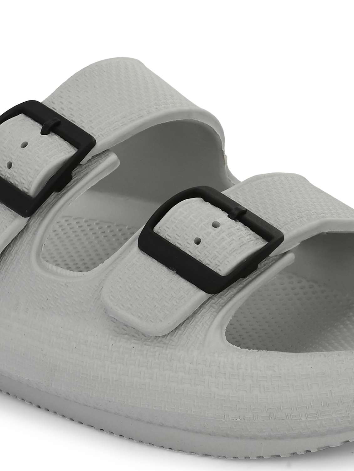 men solid slip on slider - 22581992 -  Standard Image - 3