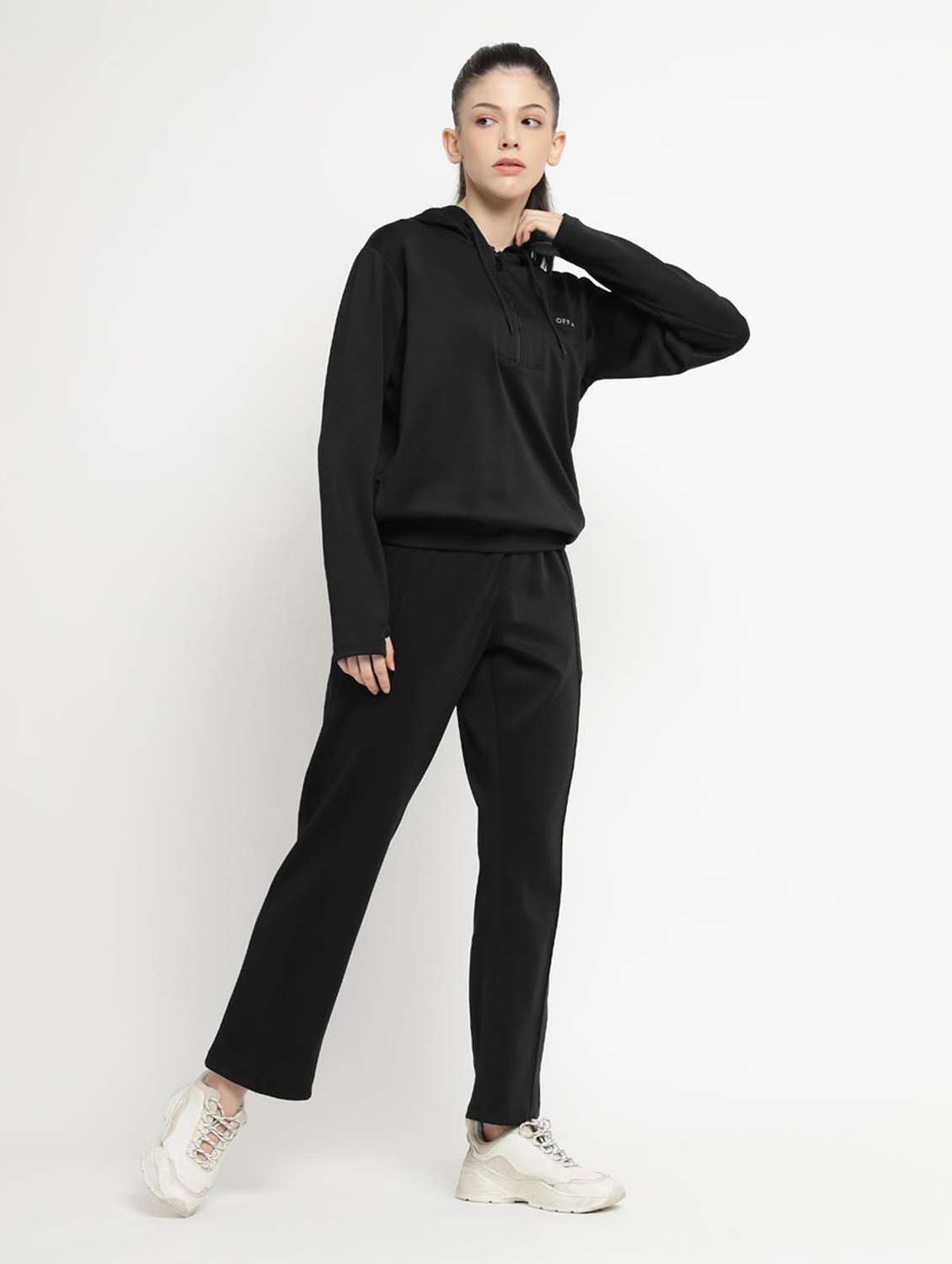 women solid long sleeves active wear set