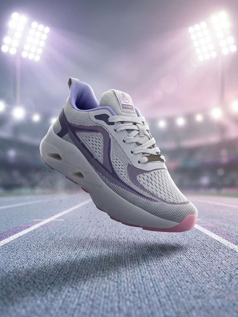 women textured lace up sports shoes