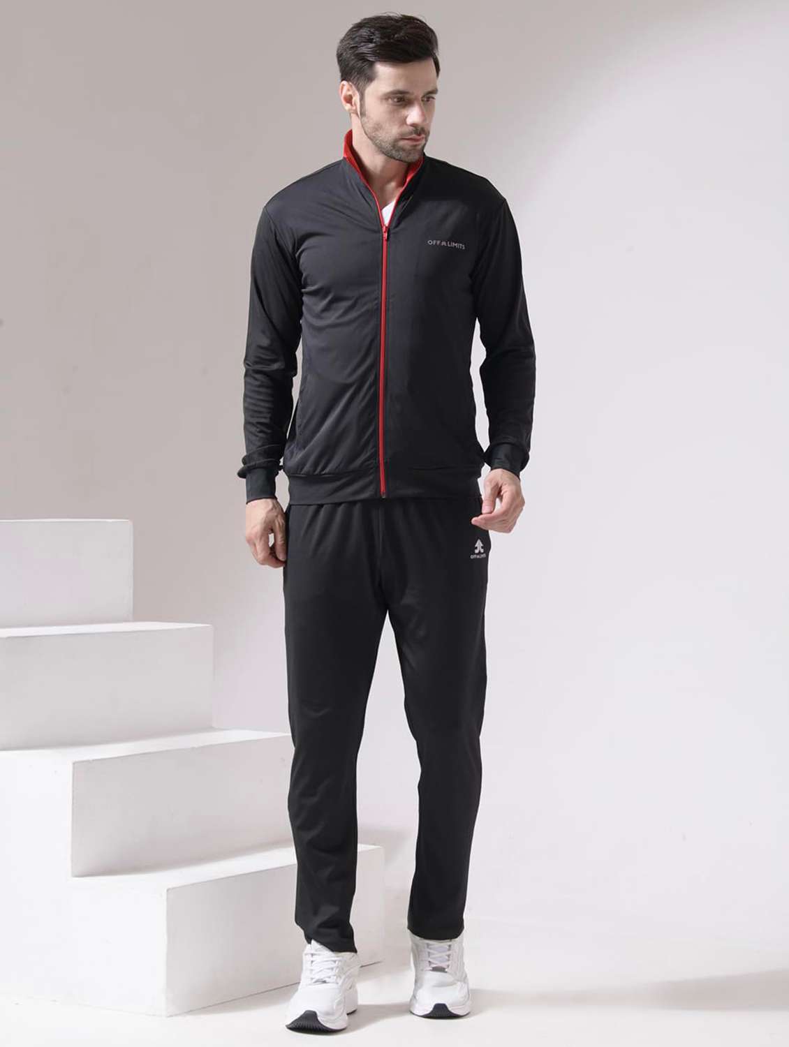 men solid long sleeves track suit