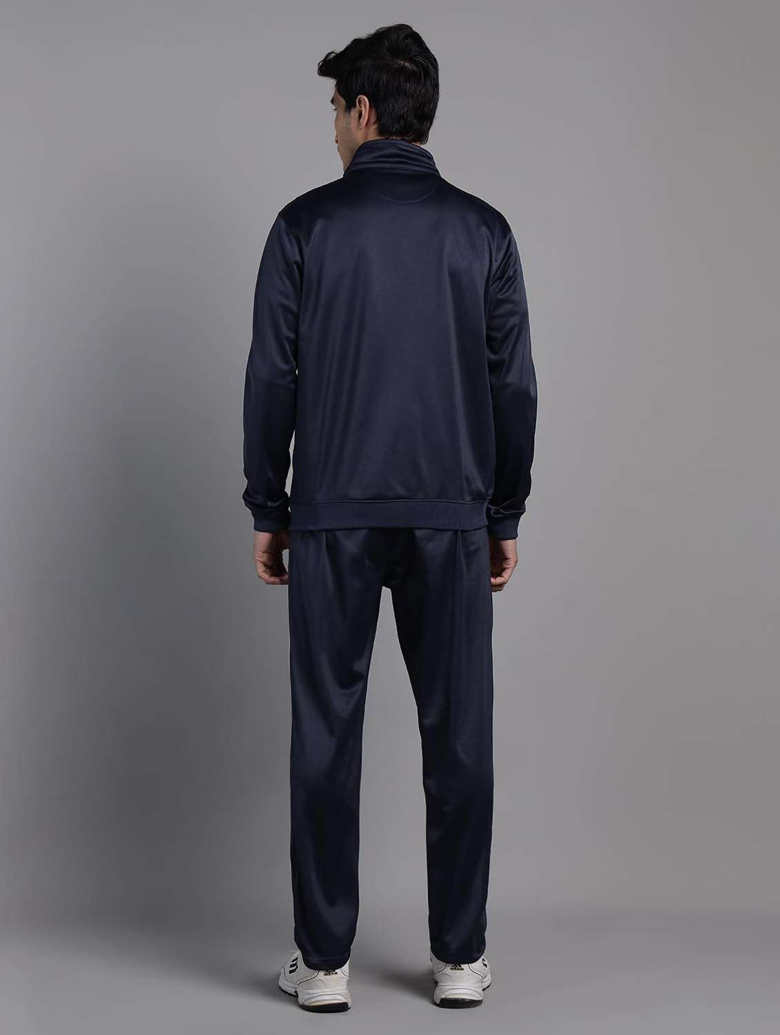 men taped long sleeves track suit - 22582234 -  Standard Image - 3