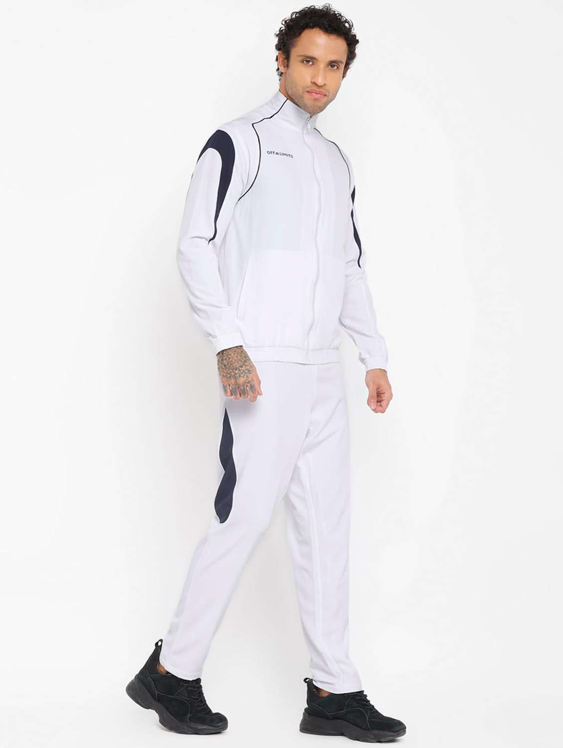 men taped long sleeves track suit