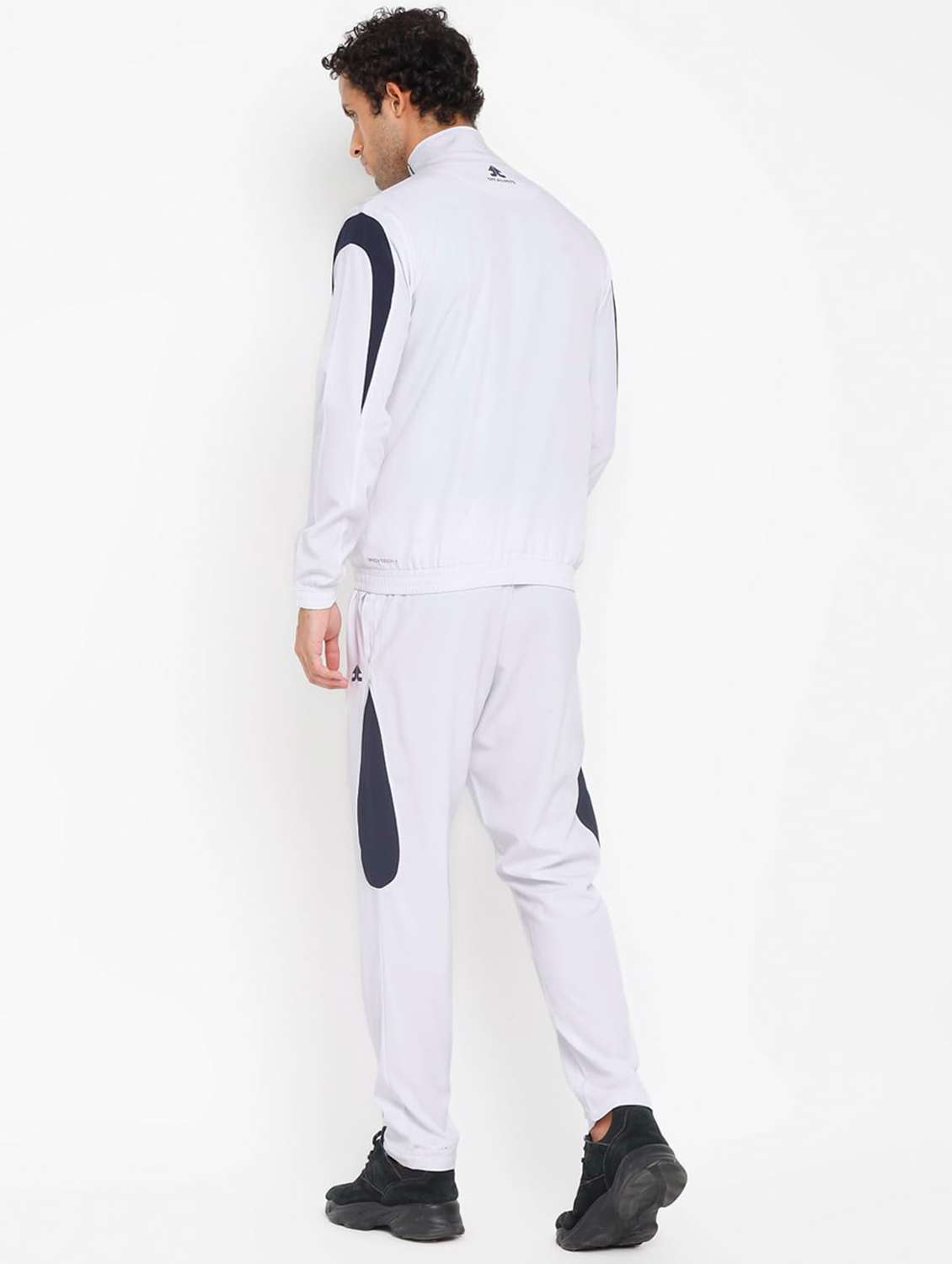 men taped long sleeves track suit - 22582237 -  Standard Image - 3