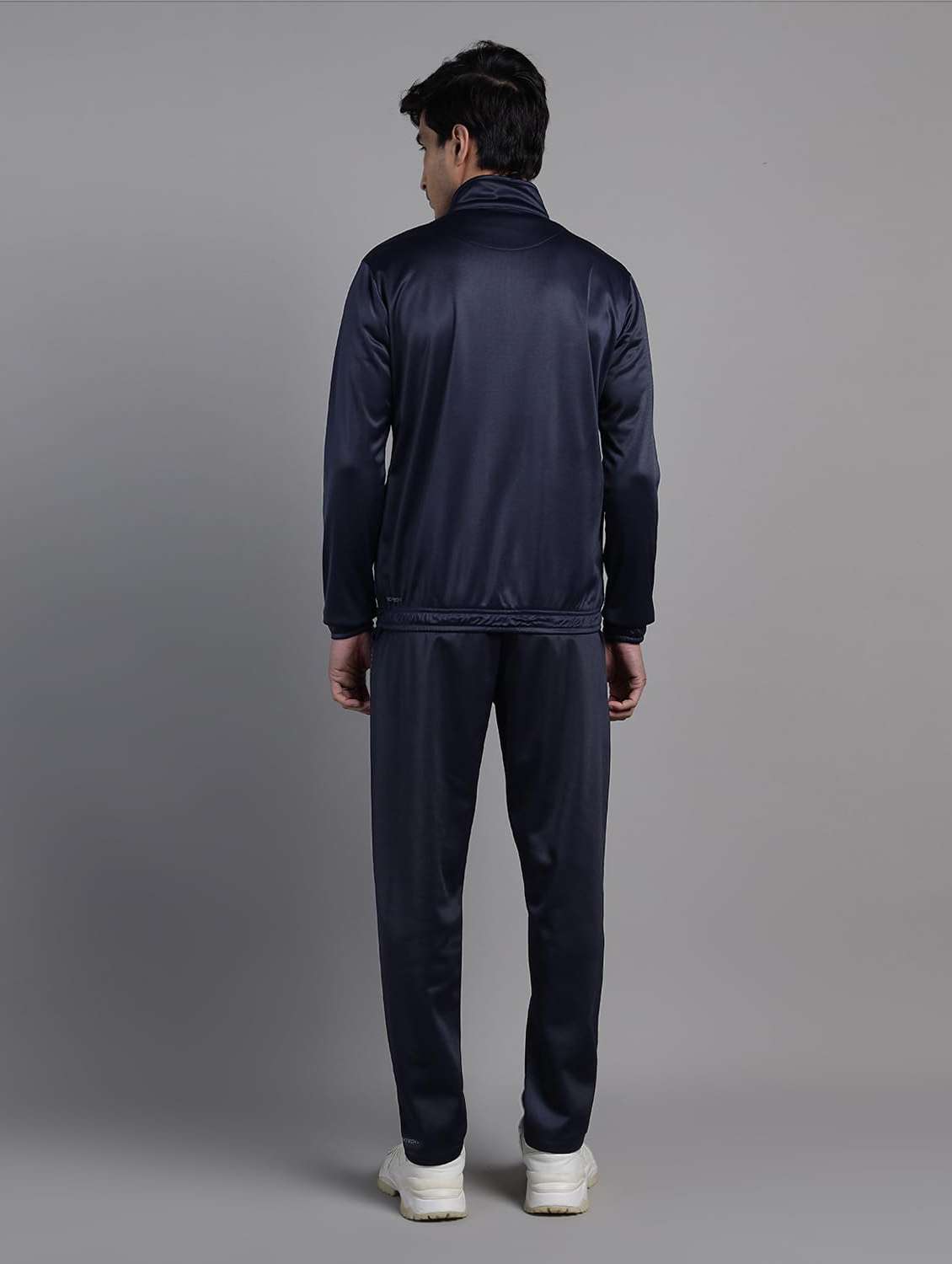 men solid long sleeves track suit - 22582239 -  Standard Image - 3