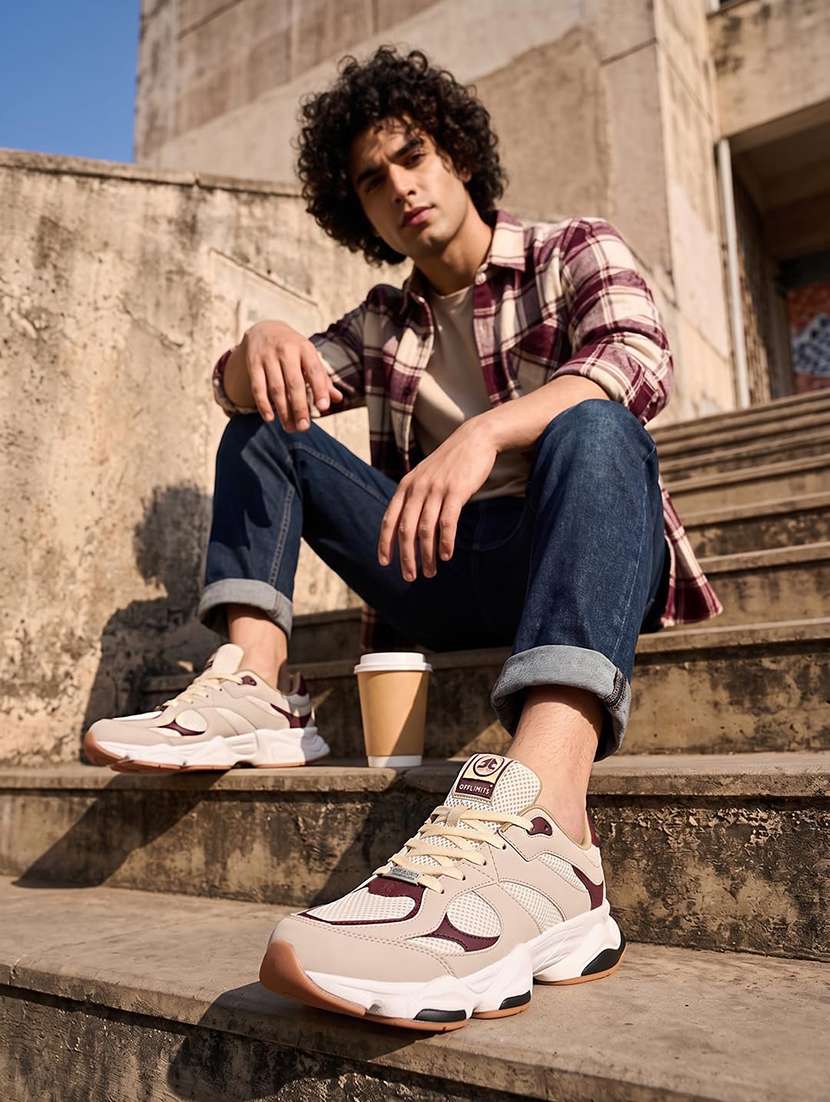 men colourblocked lace up sneaker - 22582250 -  Standard Image - 3