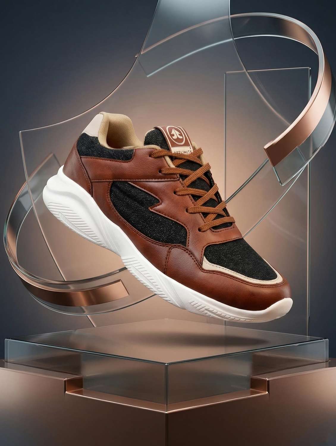 men colourblocked lace up sports shoes