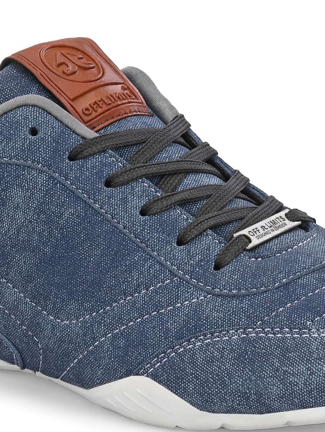 men solid lace up sneakers - 22582313 -  Standard Image - 3