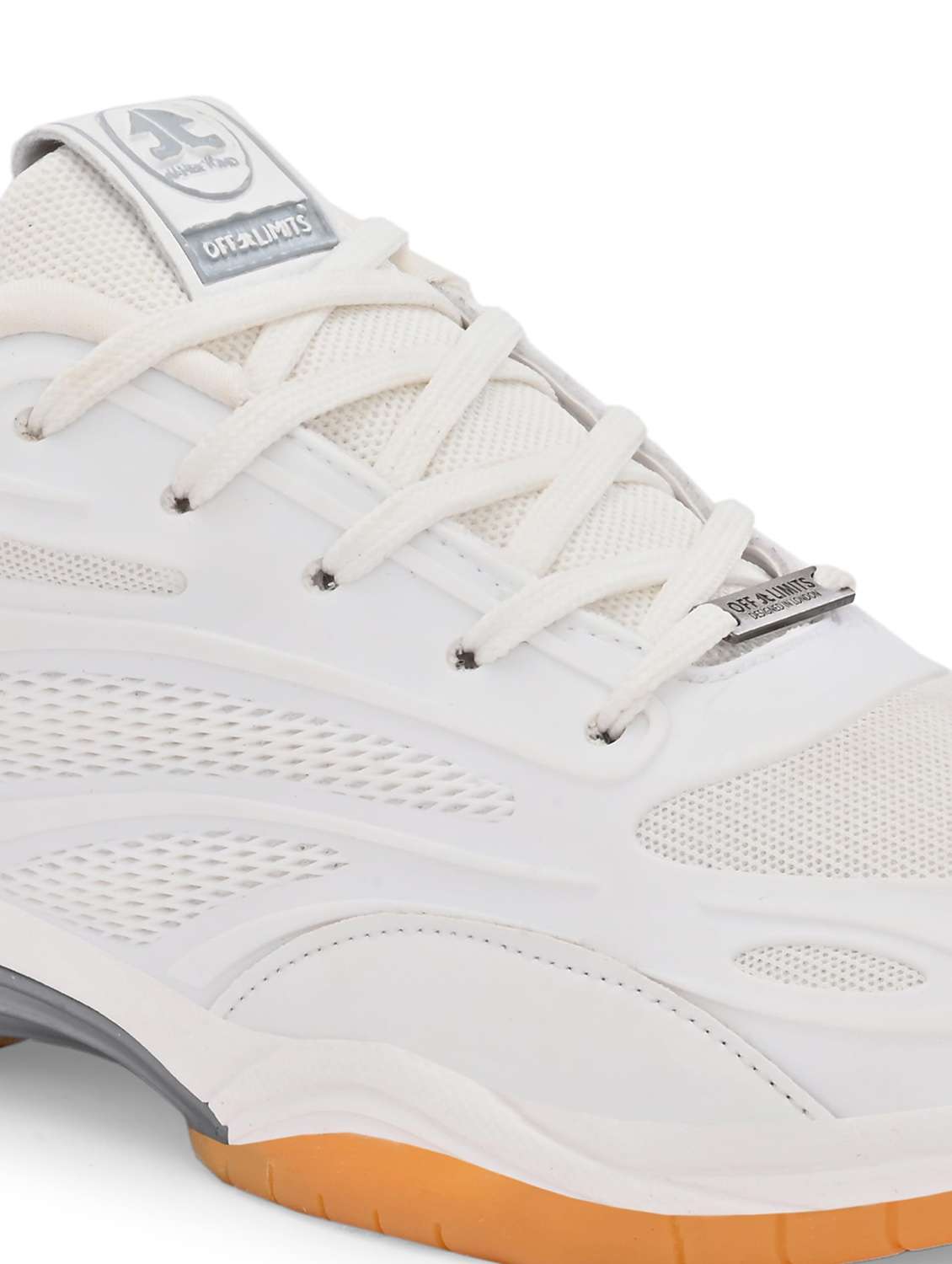 Men Solid Lace Up Sport Shoes - 22582382 -  Standard Image - 3