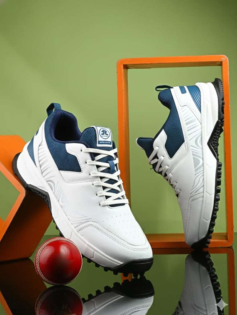 men solid lace up sport shoes