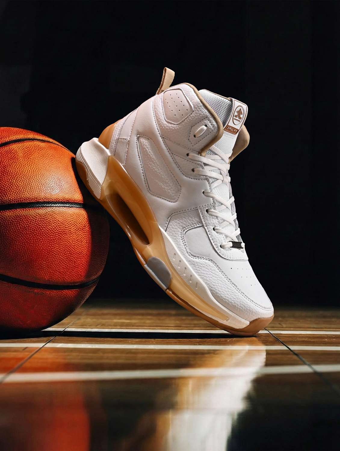 men textured lace up sport shoes