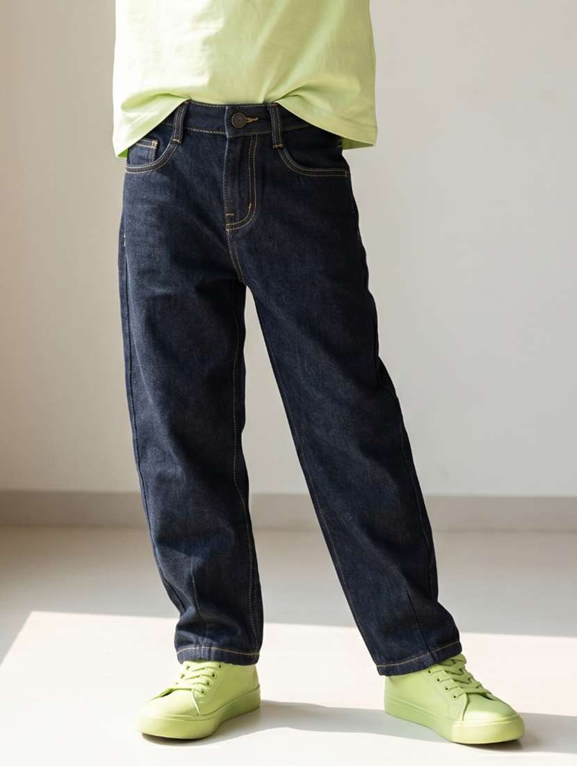 boys solid mid rise relaxed fit jeans