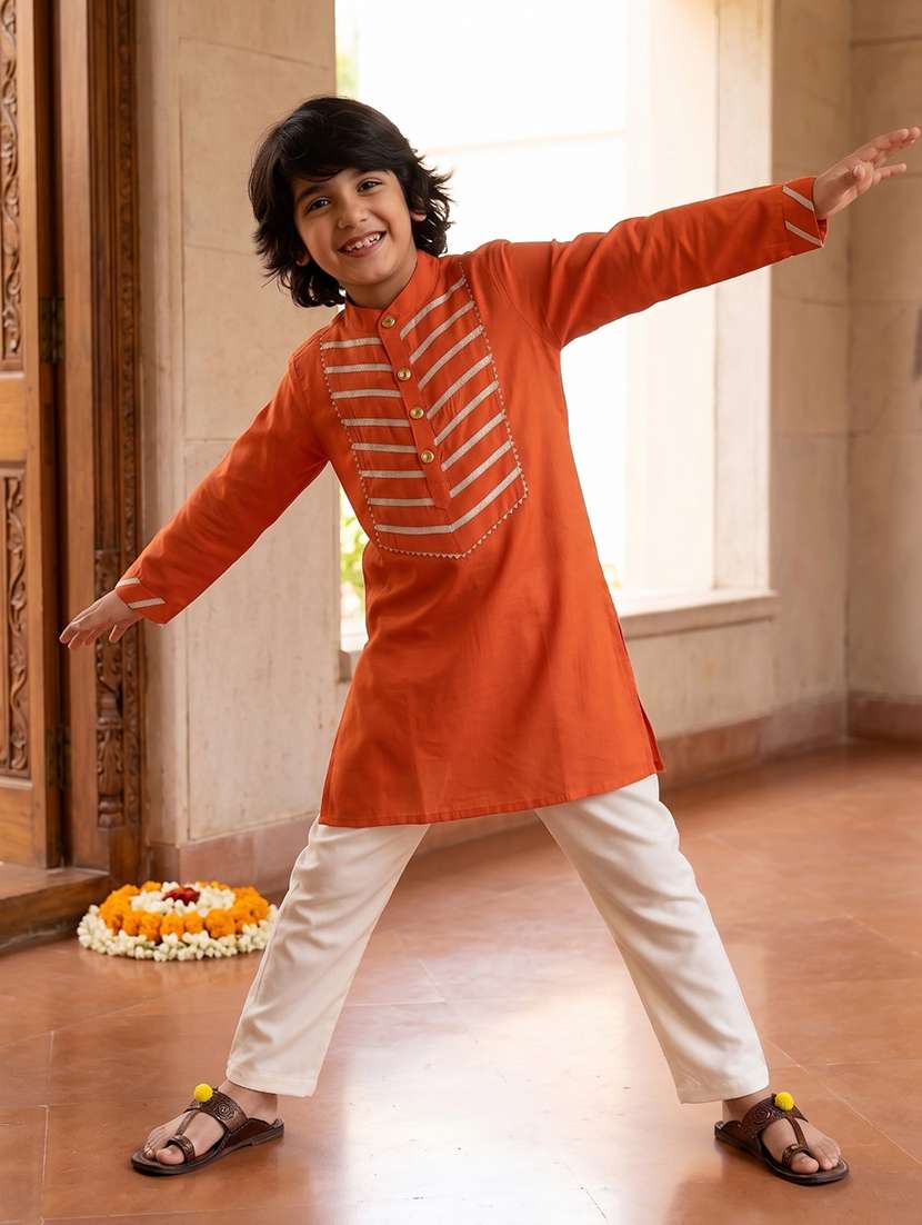 boys solid with work long sleeves kurta set