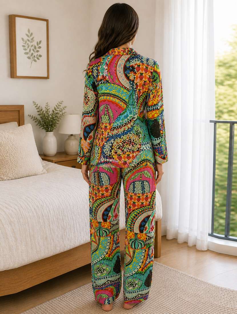 women printed long sleeves pyjama set - 22582516 -  Standard Image - 3