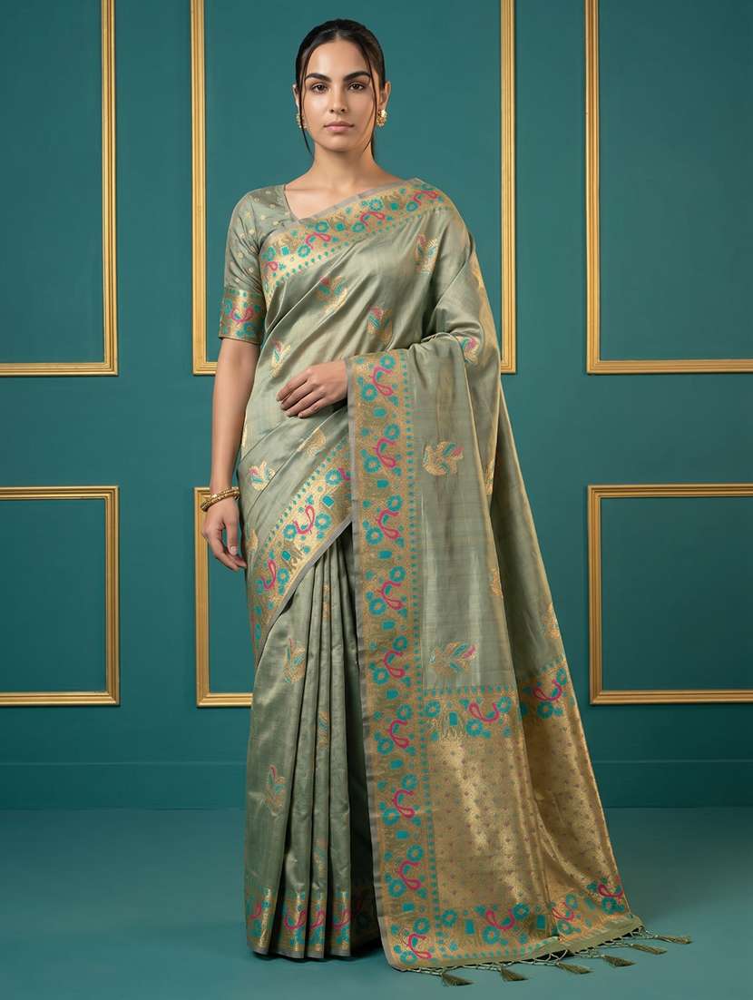 women self design banarasi saree with blouse