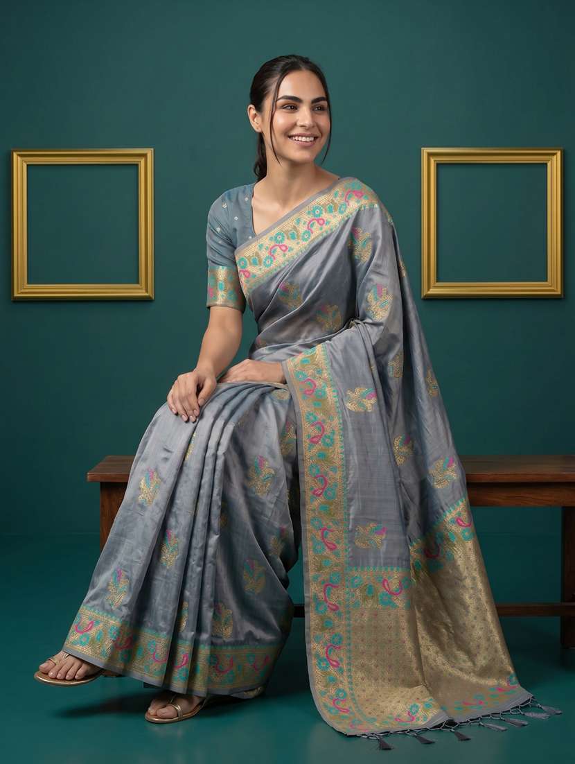 women self design banarasi saree with blouse - 22582788 -  Standard Image - 5