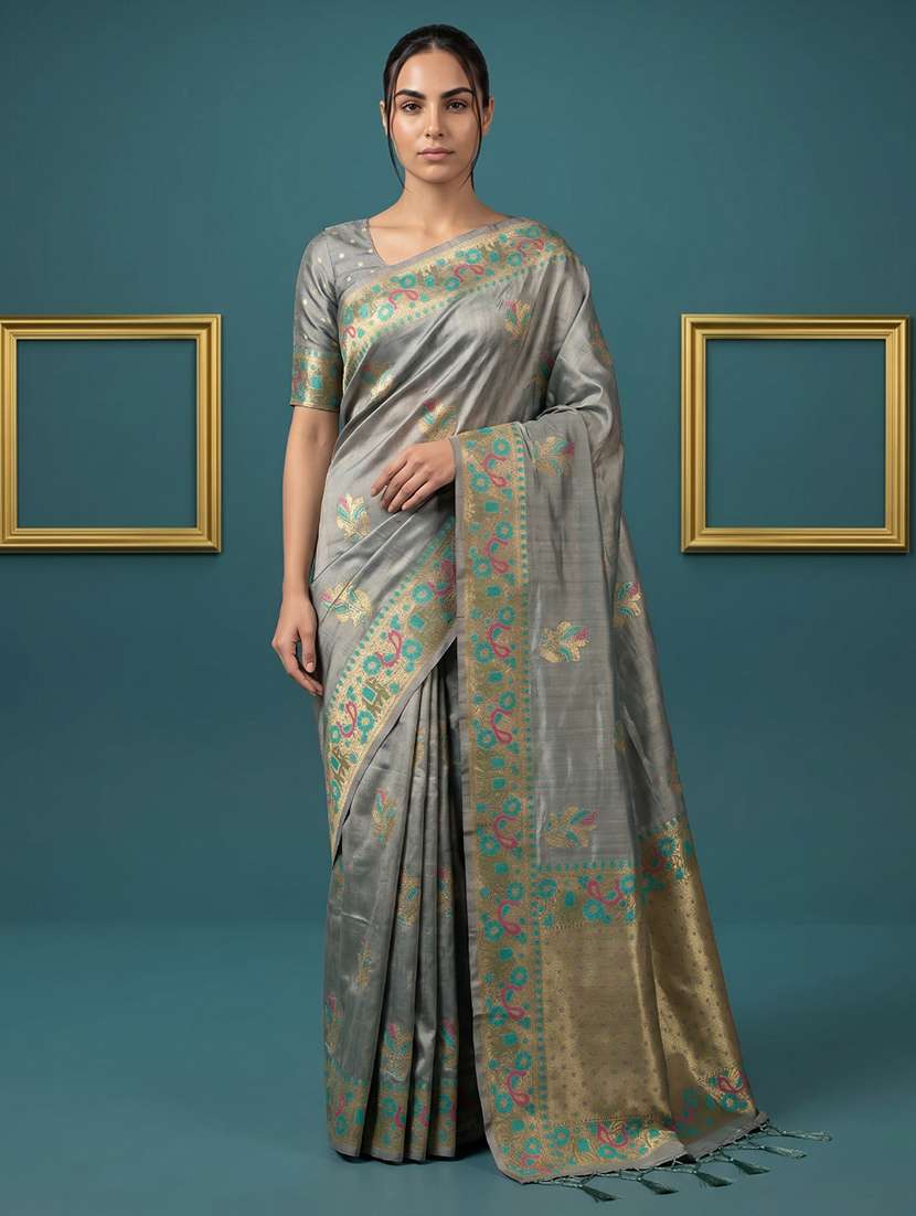 women self design banarasi saree with blouse