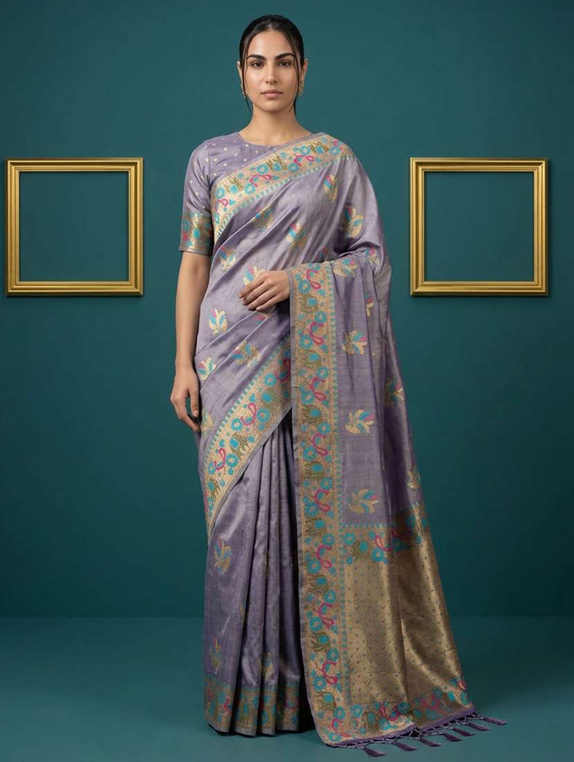 women self design banarasi saree with blouse