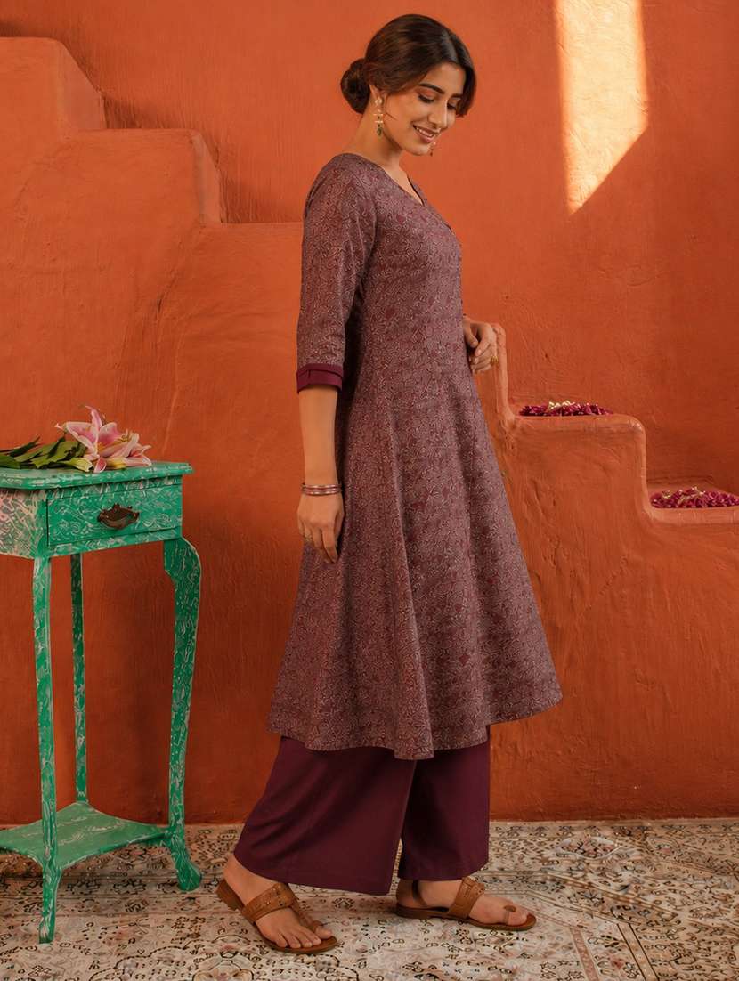 women printed three quarter sleeve kurta pant set - 22582823 -  Standard Image - 3