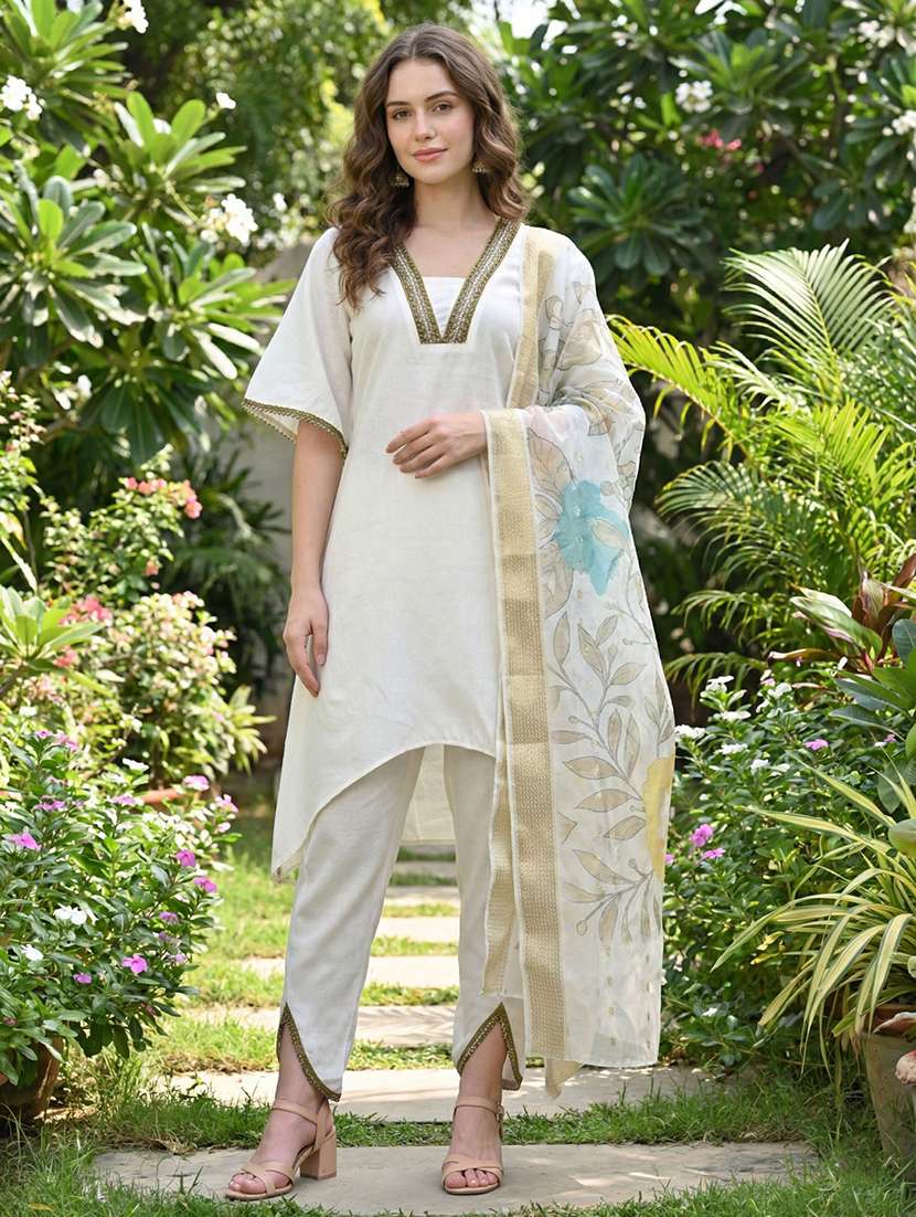 women solid bell sleeve kurta pant with dupatta set