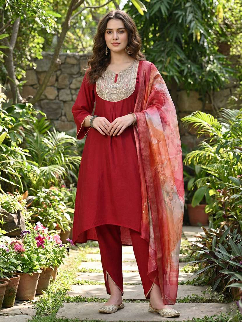 women solid with work bell sleeve kurta pant with dupatta set