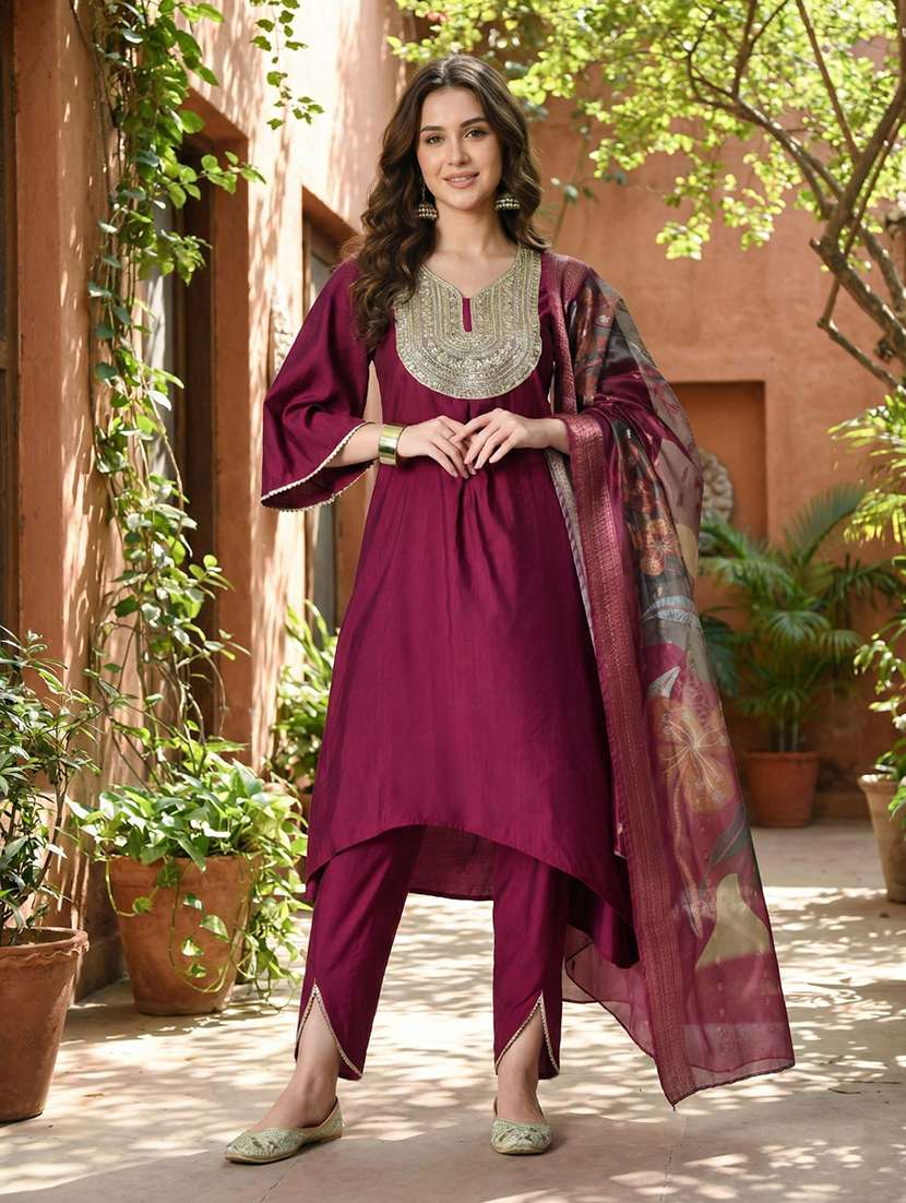 women solid with work bell sleeve kurta pant with dupatta set