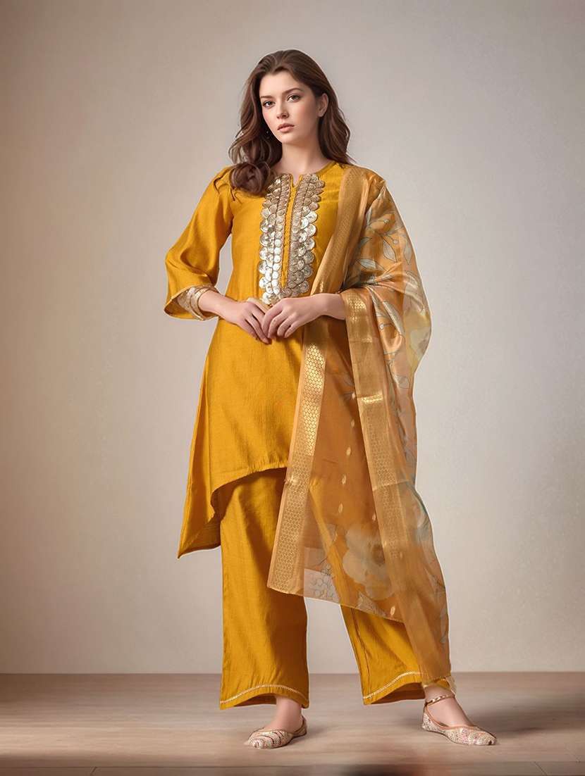 women solid with work notch neck kurta pant with dupatta set