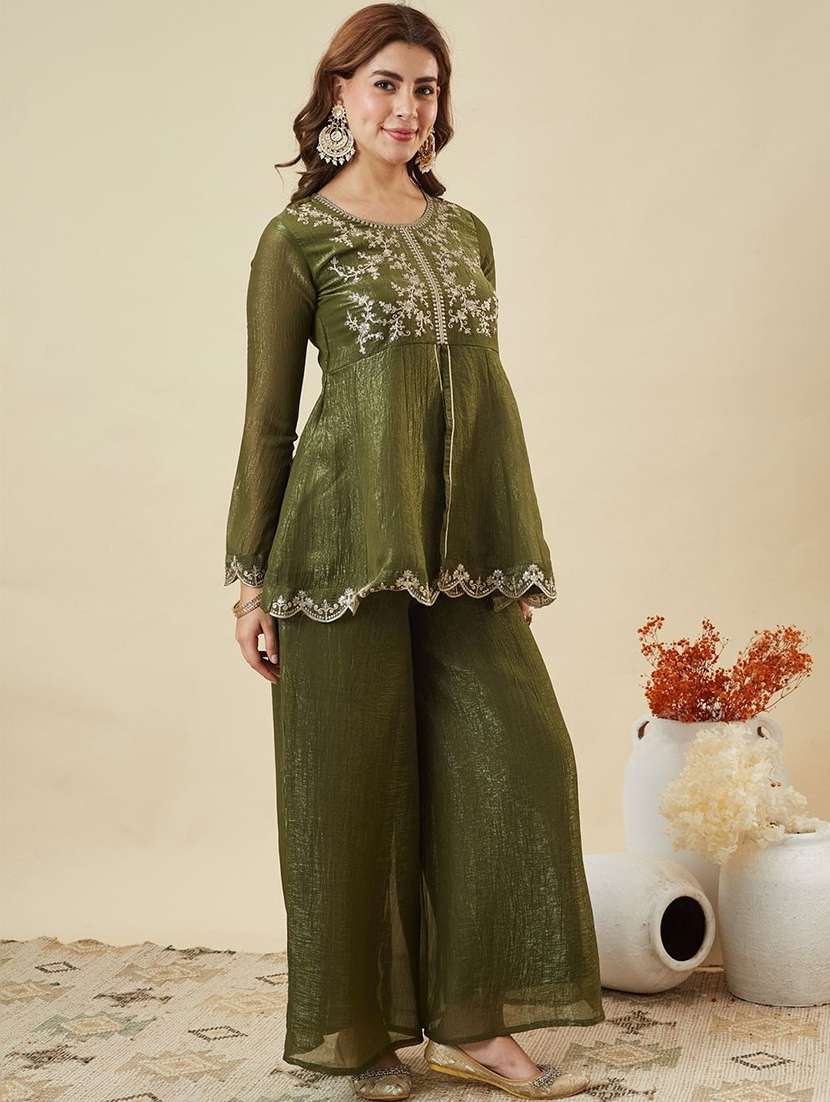 women embroidered long sleeves kurta palazzo set with dupatta - 22585567 -  Standard Image - 3