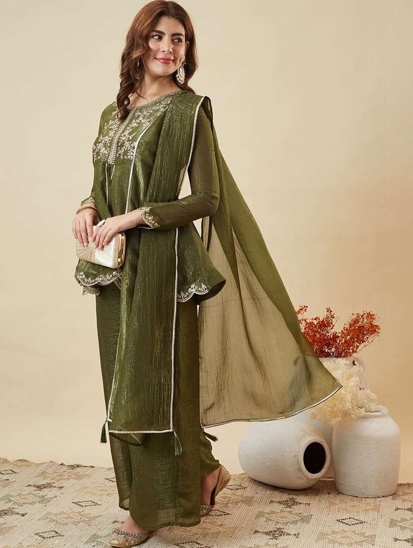 women embroidered long sleeves kurta palazzo set with dupatta - 22585567 -  Standard Image - 5