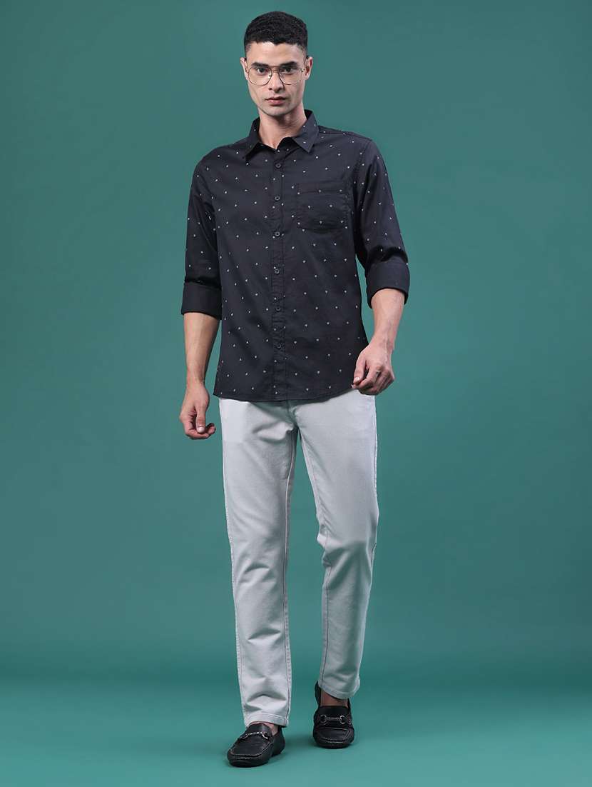 men solid mid rise flat front casual trouser