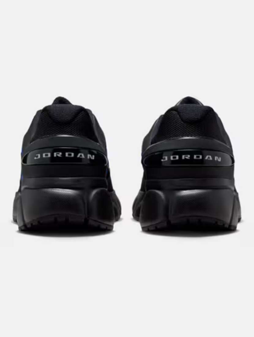 nike jordan trunner flow black lace up sneaker - 22586757 -  Standard Image - 3