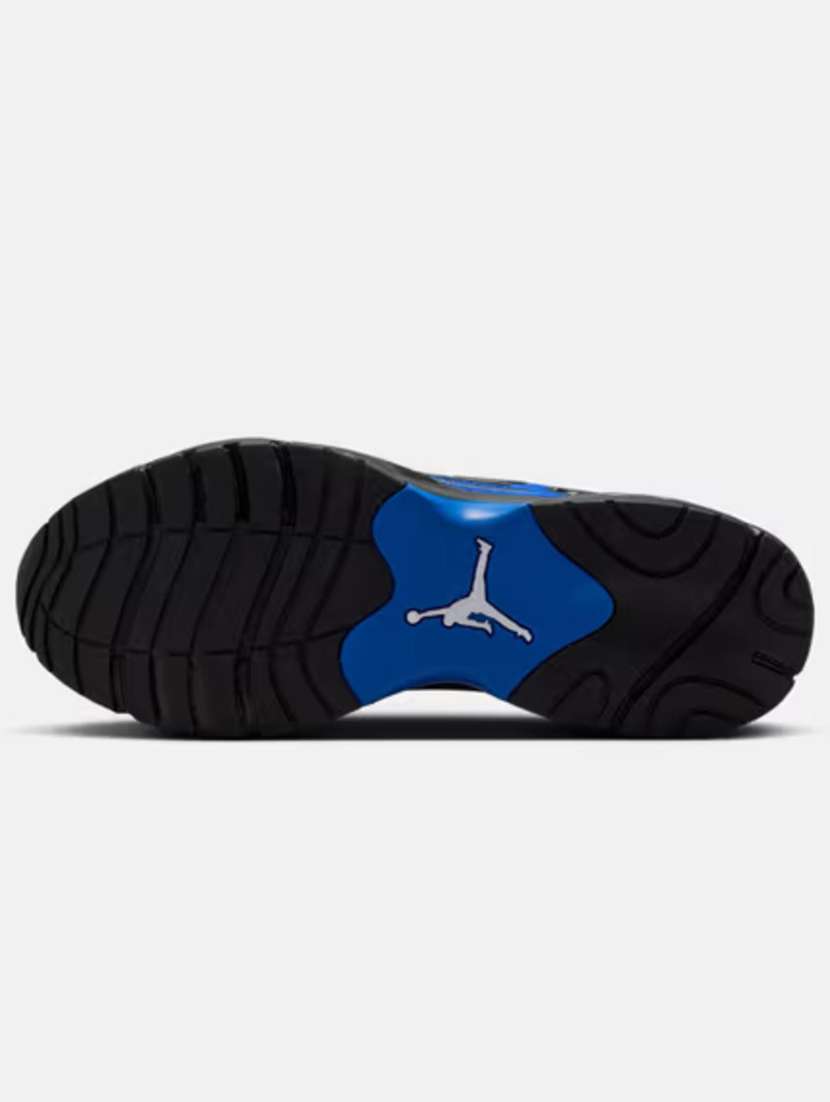 nike jordan trunner flow black lace up sneaker - 22586757 -  Standard Image - 5