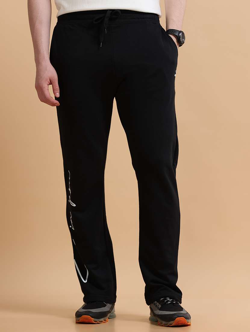men printed mid rise full length track pant