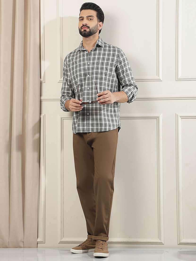 Men Solid Mid Rise Chinos Casual Trouser - 22587121 -  Standard Image - 5