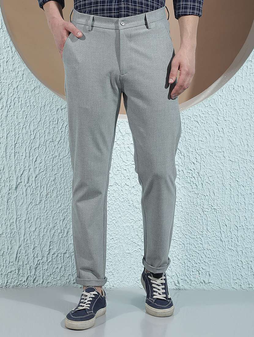 men solid mid rise chinos casual trouser
